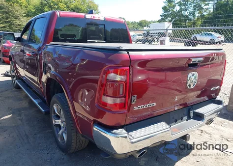 2020 Ram 1500 Laramie 4X4 5'7 Box z USA, uszkodzony, nr VIN 1C6SRFJT6LN217061